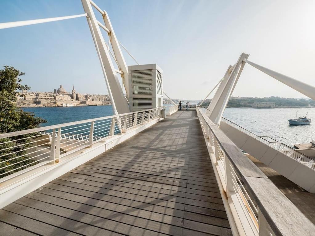 Luxury Apt With Side Seaviews And Pool, Best Location 슬리에마 외부 사진